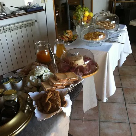 Casa Tipica Siciliana Patronale Tremetrisoprailcielo Con Vista, Colazione Interna In Terrazzo Panoramico Bed & Breakfast 4*