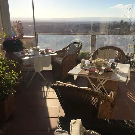 Casa Tipica Siciliana Patronale Tremetrisoprailcielo Con Vista, Colazione Interna In Terrazzo Panoramico Bed & Breakfast Caltagirone