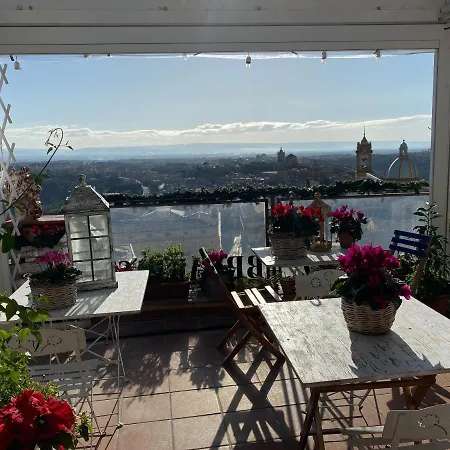 Casa Tipica Siciliana Patronale Tremetrisoprailcielo Con Vista, Colazione Interna In Terrazzo Panoramico Bed & Breakfast 4*