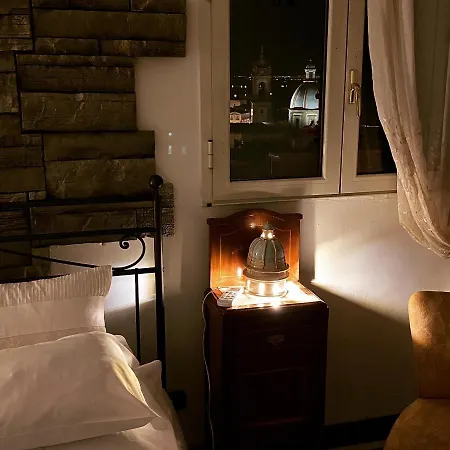 Casa Tipica Siciliana: Panoramic Terrace Bed & Breakfast Caltagirone