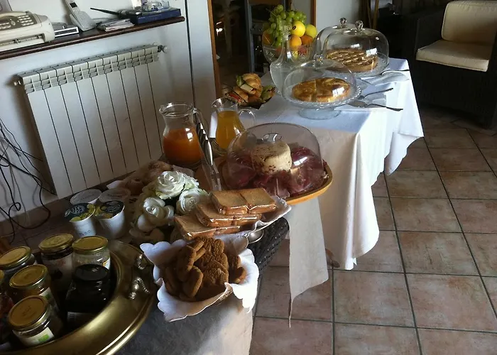 Casa Tipica Siciliana Patronale Tremetrisoprailcielo Con Vista, Colazione Interna In Terrazzo Panoramico Bed & Breakfast 4*